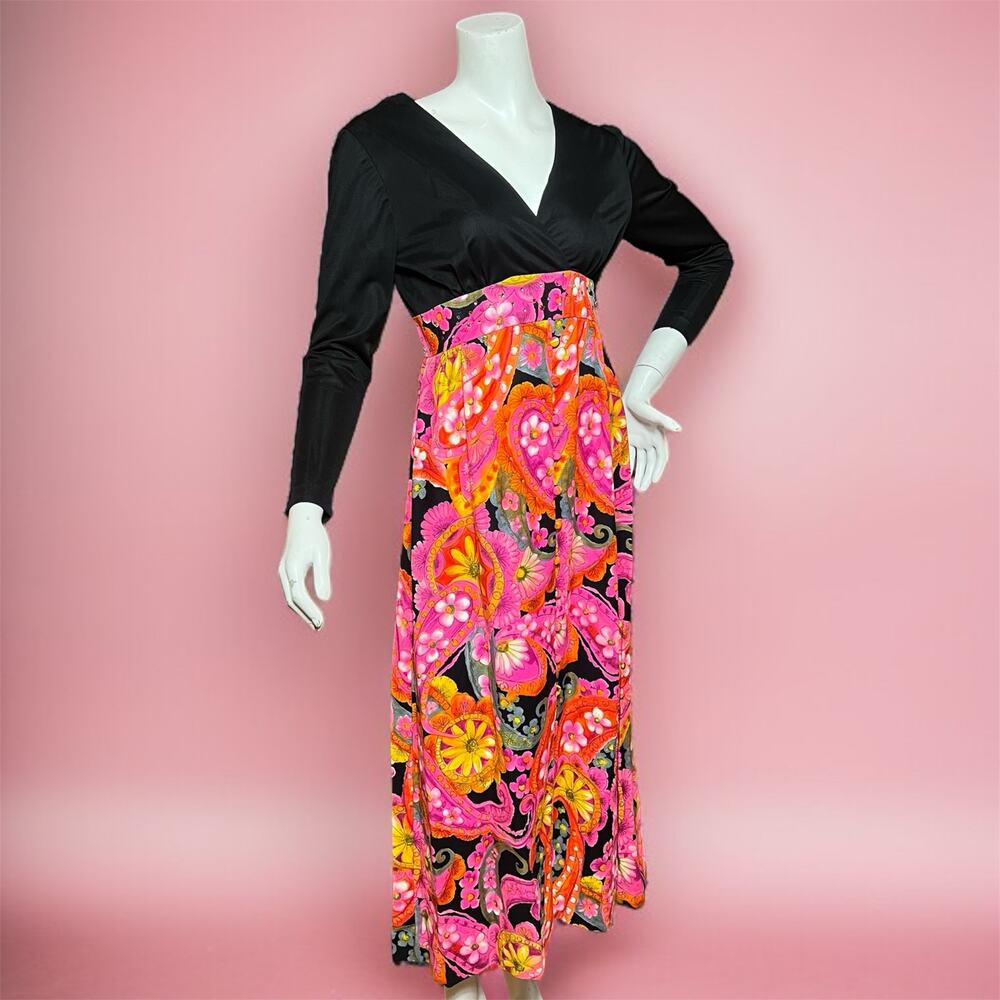 VINTAGE 60s Mod Barkcloth Dress Size 2  Black Maxi Rhinestone Studded Neusteters